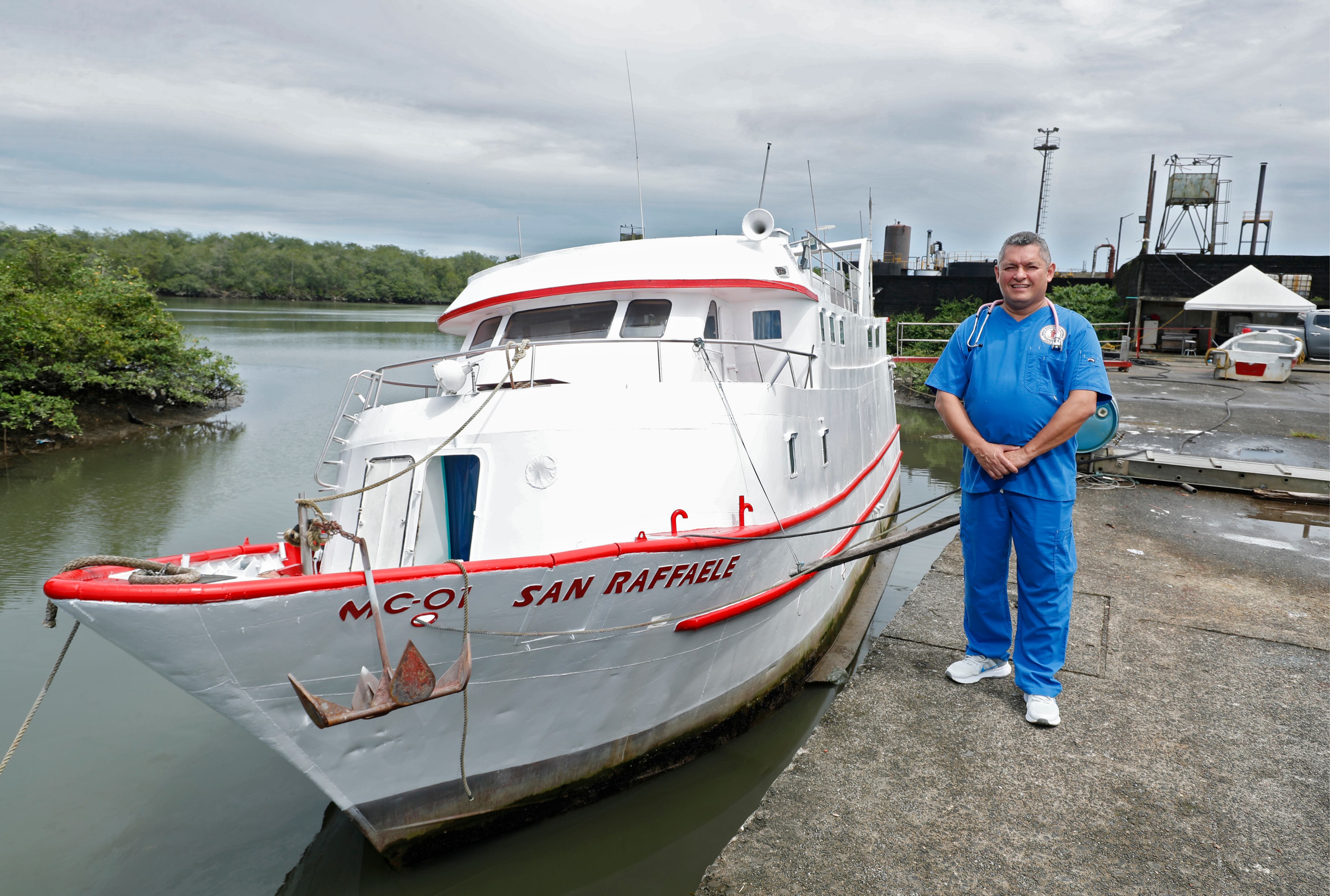 Diego Posso es el  presidente y fundador del Barco Hospital San Raffaele. Ubicado en Buenaventrura, este lleva servicios de salud a comunidades del Litoral Pacífico sin servicios de salud.