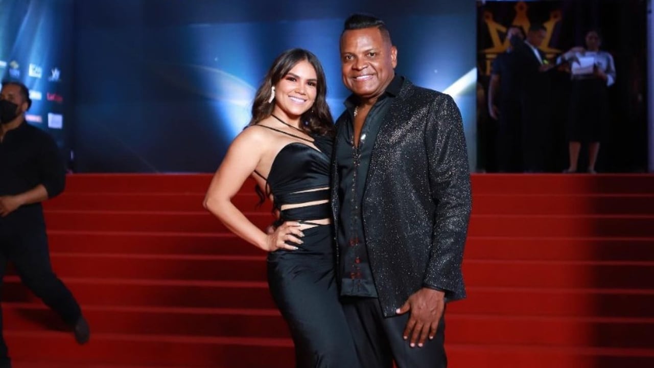 La mujer publicó un mensaje en horas de la mañana.