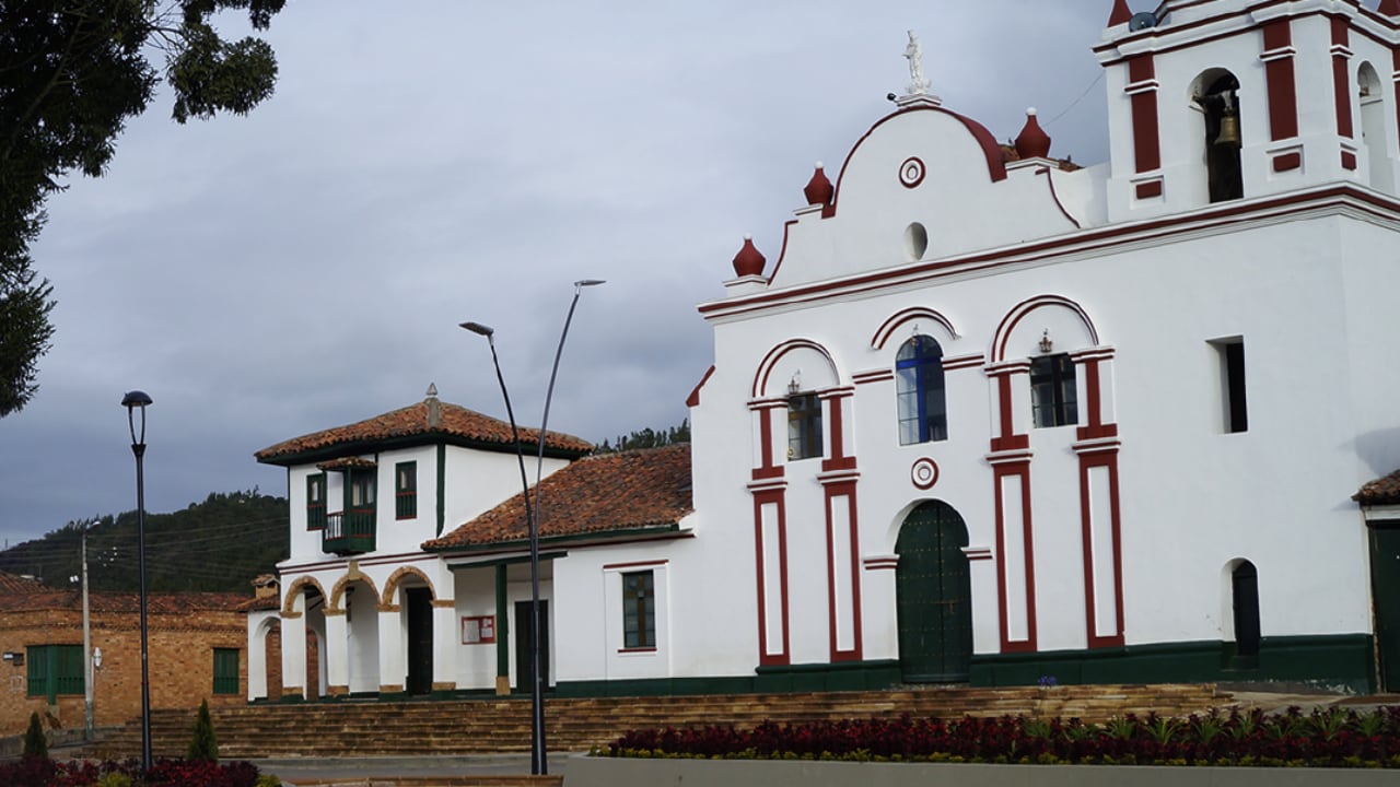 La Parroquia Nuestra Señora del Rosario es uno de los atractivos en Sotaquirá, Boyacá.