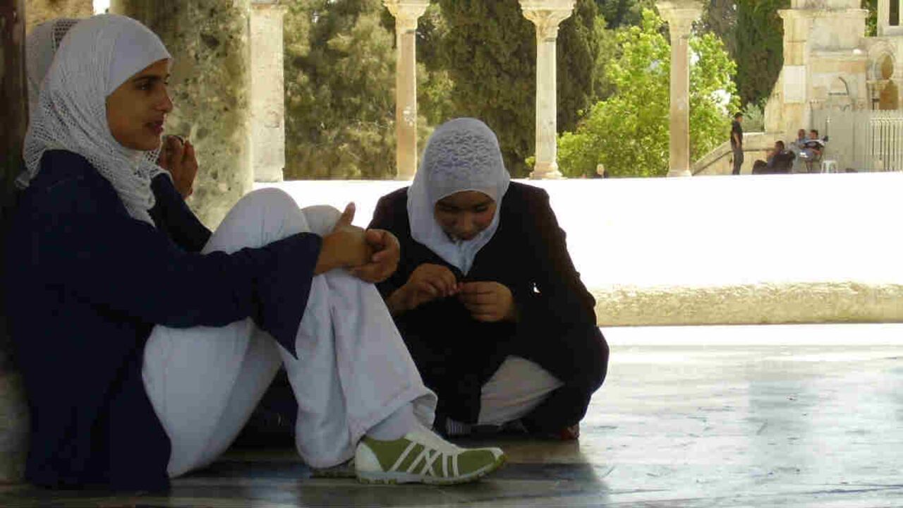 La mayoría de los gobiernos del bloque comunitario han aprobado prohibiciones sobre las prendas de vestir religiosas.