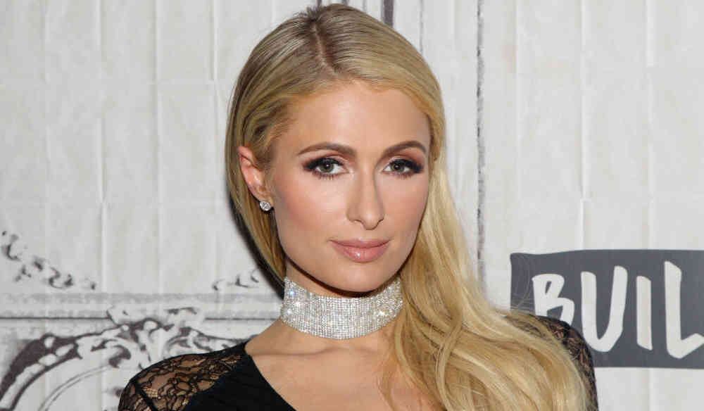 Paris Hilton recogió en unas memorias su doloroso paso por un internado en su juventud.