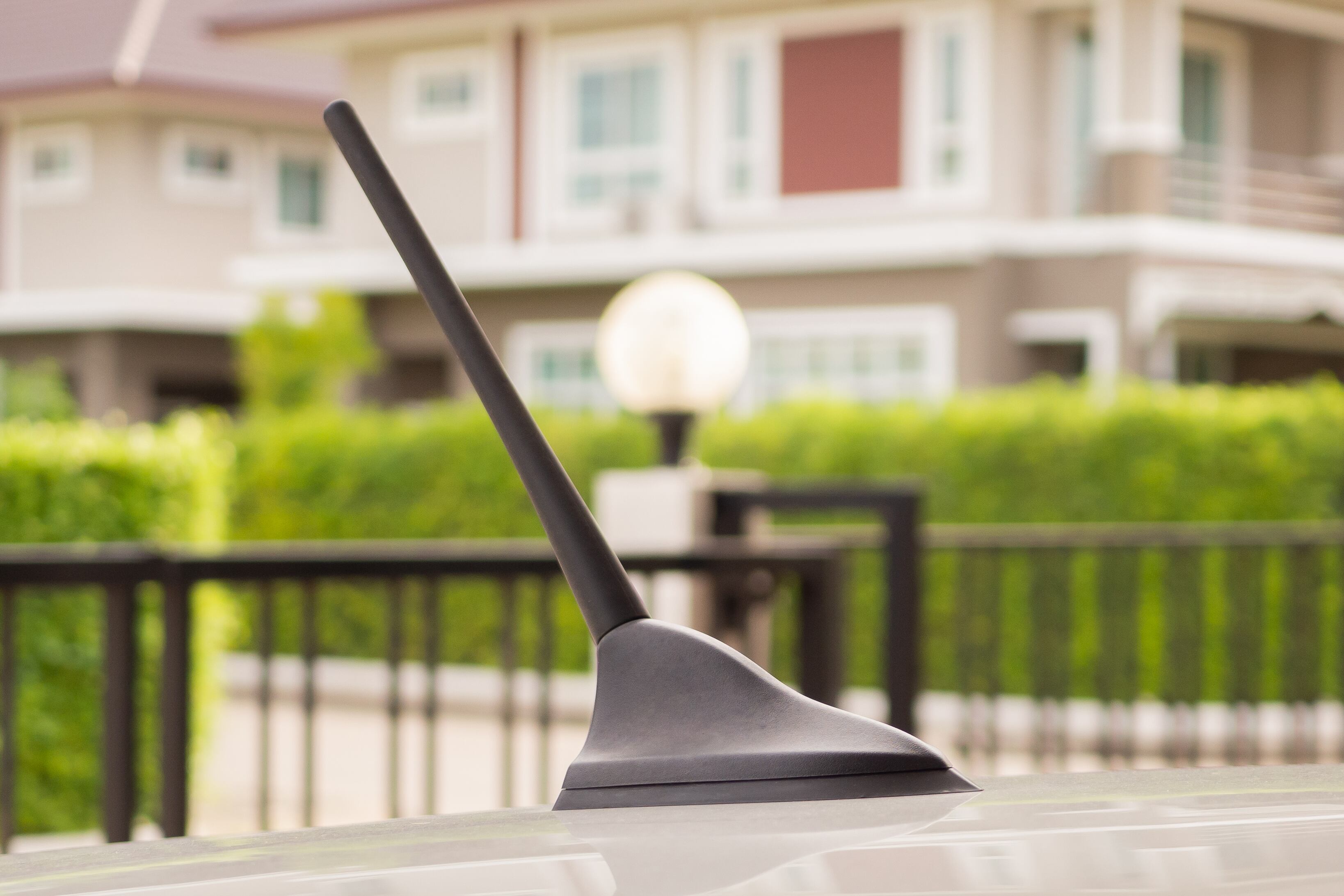 La antena de los carros ha ido desapareciendo debido a los avances tecnológicos.