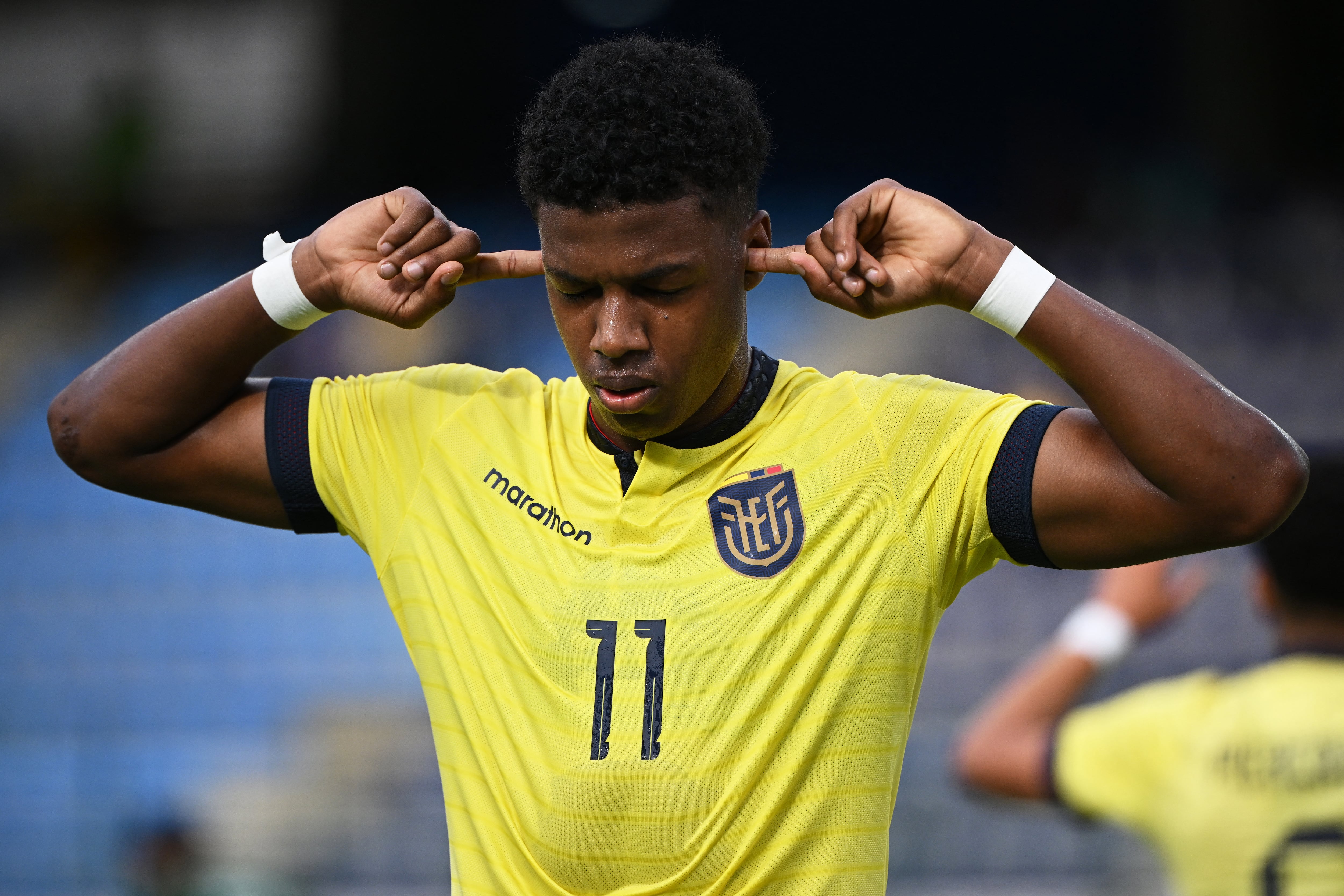 Ecuador venció a Bolivia y complicó a Colombia