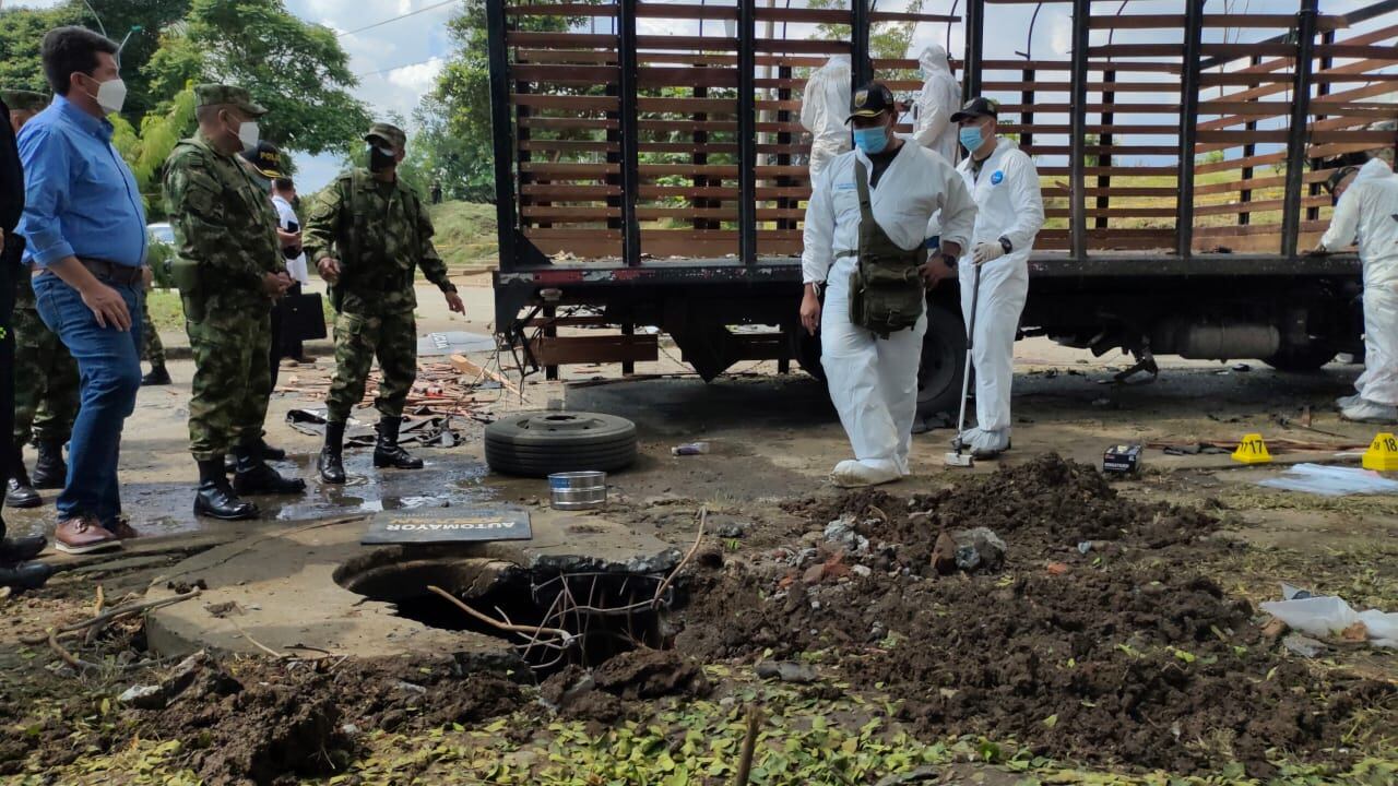 El ministro de Defensa, Diego Molano, ya visitó el lugar de los hechos en Cali.