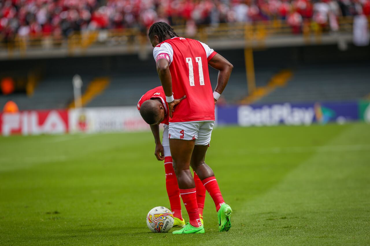 Bogotá. Abril 21de 2024. Independiente Santa Fe enfrenta a América de Cali , por encuentro válido de la Liga BetPlay I 2024 de la fecha 18, en el estadio Nemesio Camacho el Campin . (Colprensa - Catalina Olaya )