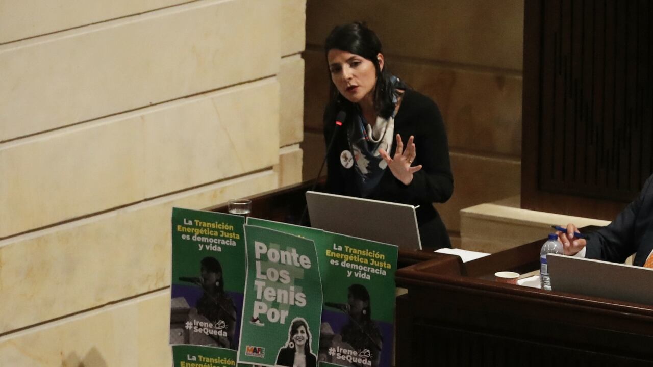 Moción de censura Ministra de Minas y Energía, Irene Vélez.