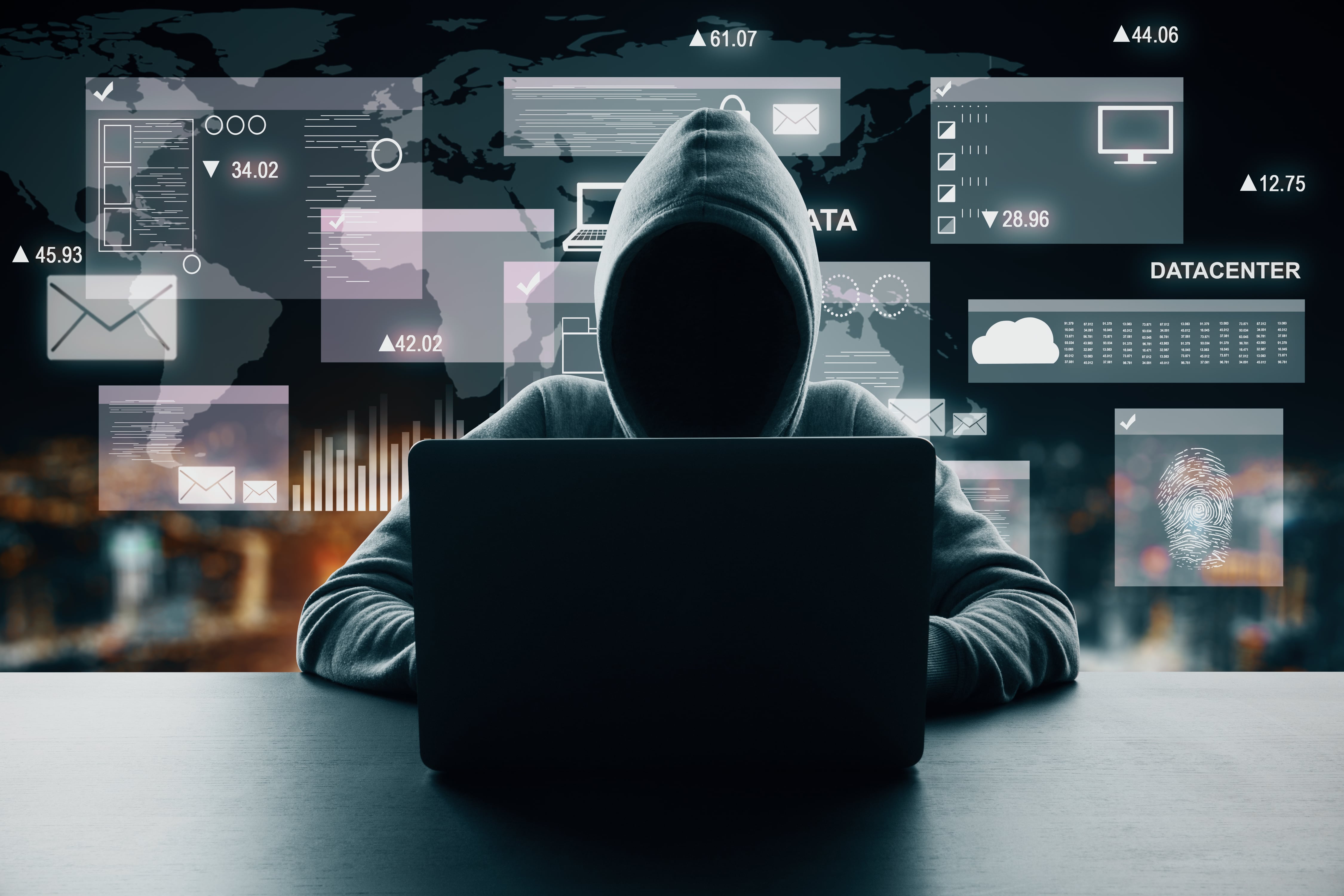 Los ciberdelincuentes emplean técnicas de ingeniería social para manipular a las víctimas.