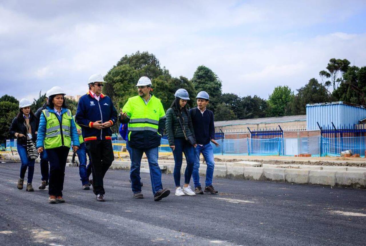 El director del IDU, Diego Sánchez, hizo un recorrido por algunas de las obras.