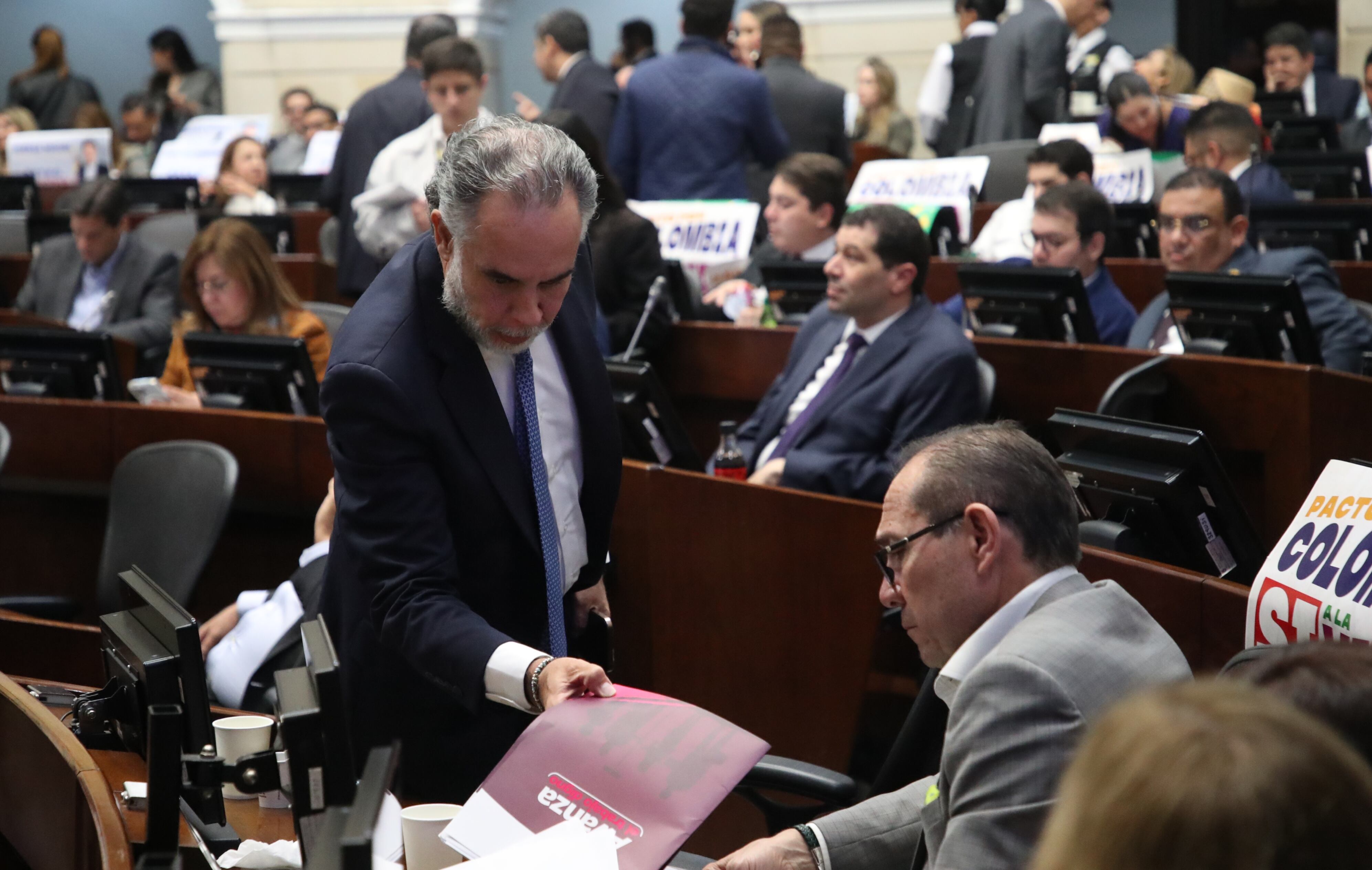 Plenaria Senado, reforma laboral