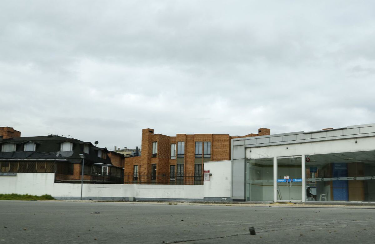 En este terreno estaba ubicada la estación Petrobras Mochuelo. Foto: Carlos Julio Martínez