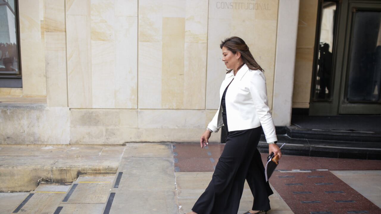 En este nuevo cargo, Ángela María Buitrago pasará a orientar la política de drogas, el Inpec, la Uspec y además, buscará sacar adelante el proyecto de la reforma a la justicia.