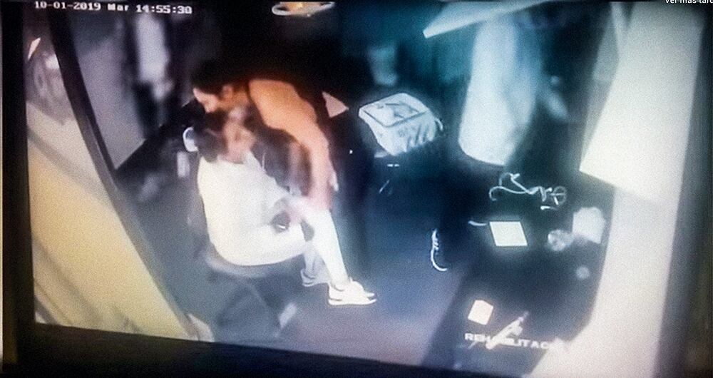 Aida ayudó a escapar a su mamá.