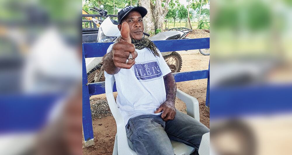    Euclides Mosquera dice que el secreto de la vida eterna está en agradecer a Dios por lo que parece más sencillo, como comer un pedazo de carne con arroz, aguacate, plátano, con un jugo de tomate de árbol y rodeado de su familia al son de las parrandas de Miguel Durán. 