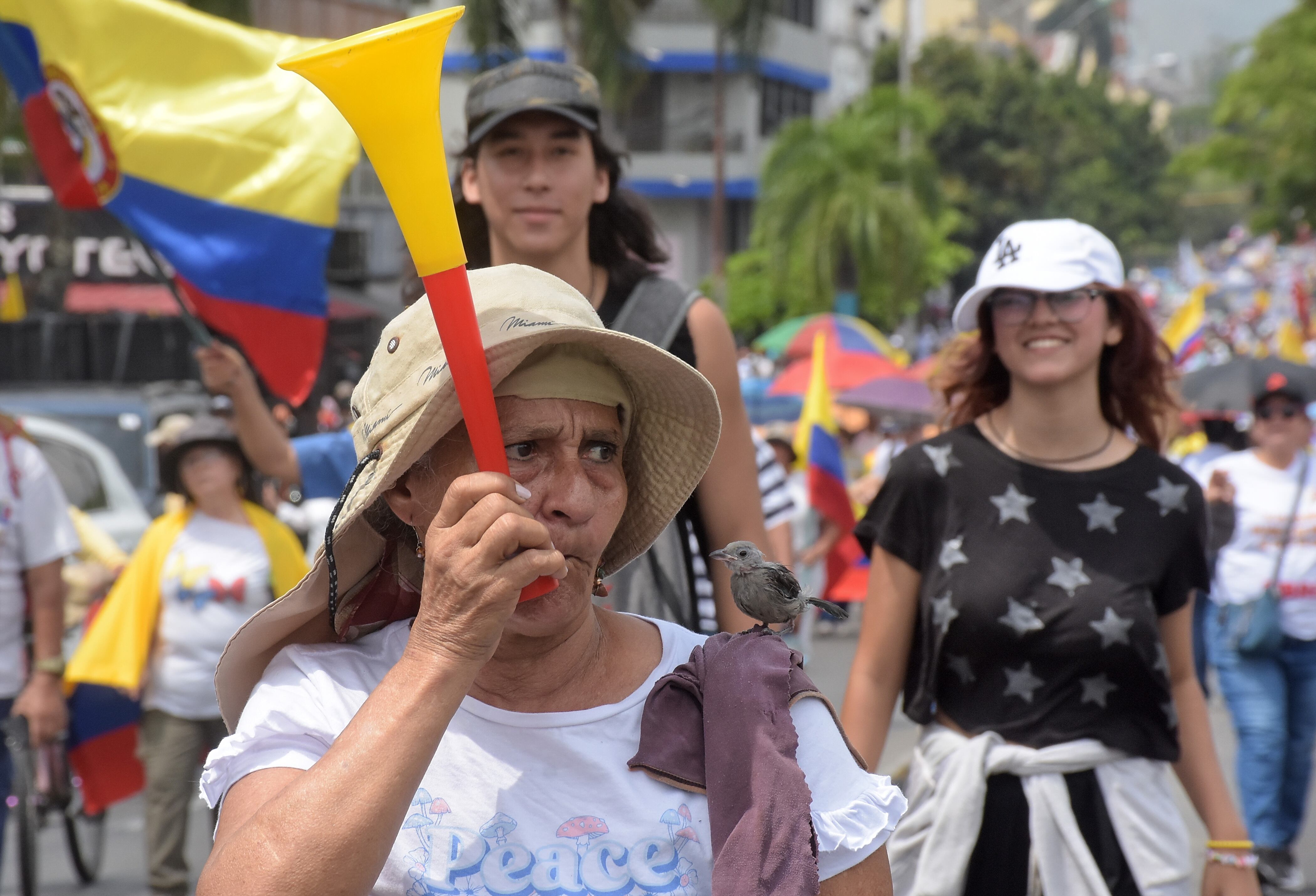 Cientos de ciudadanos marcharon a favor de las reformas del gobierno del Presidente Gustavo Petro.