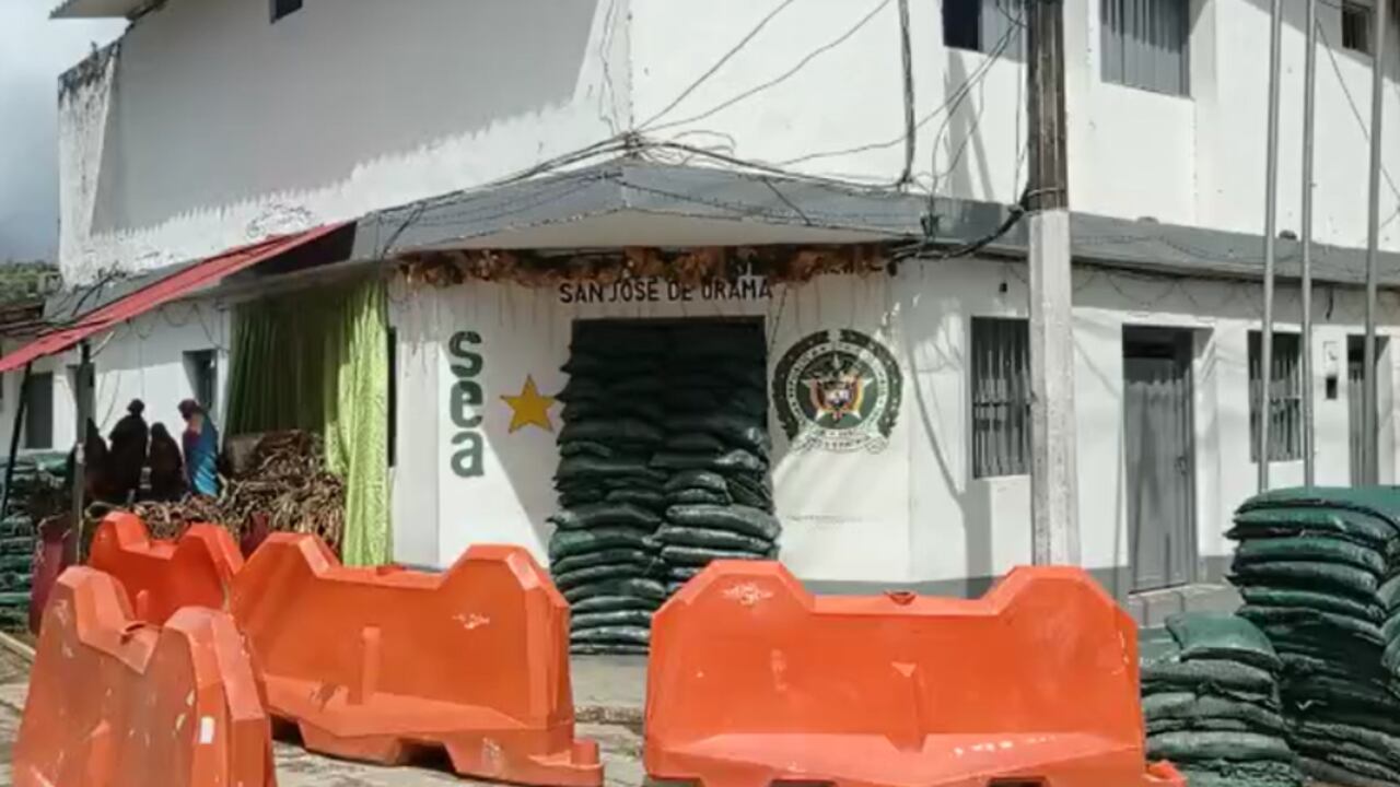 Fachada de la vivienda desde donde se prestaba el servicio de la Policía Nacional en el corregimiento San José de Urama de Dabeiba, Antioquia.