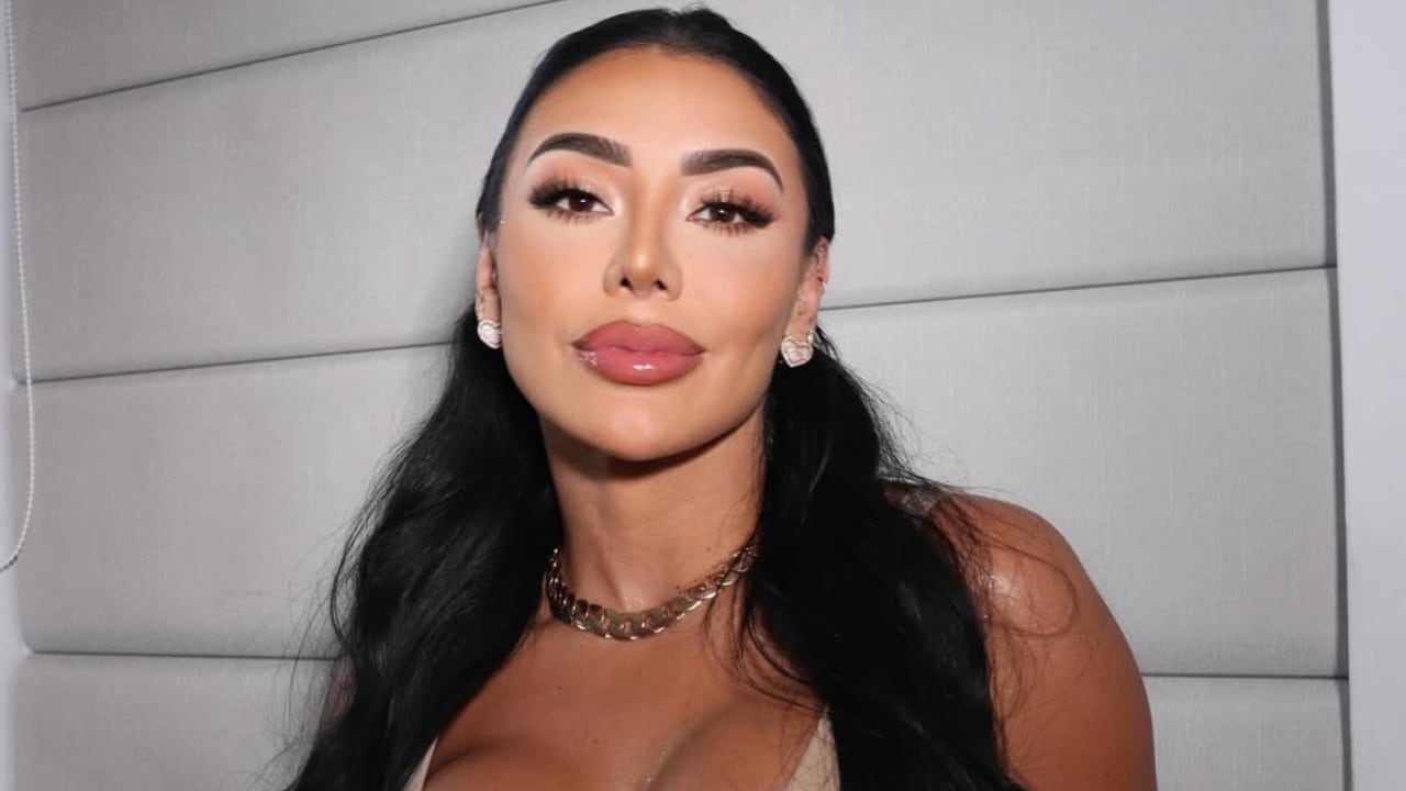 La DJ es la participante sorpresa de la producción.