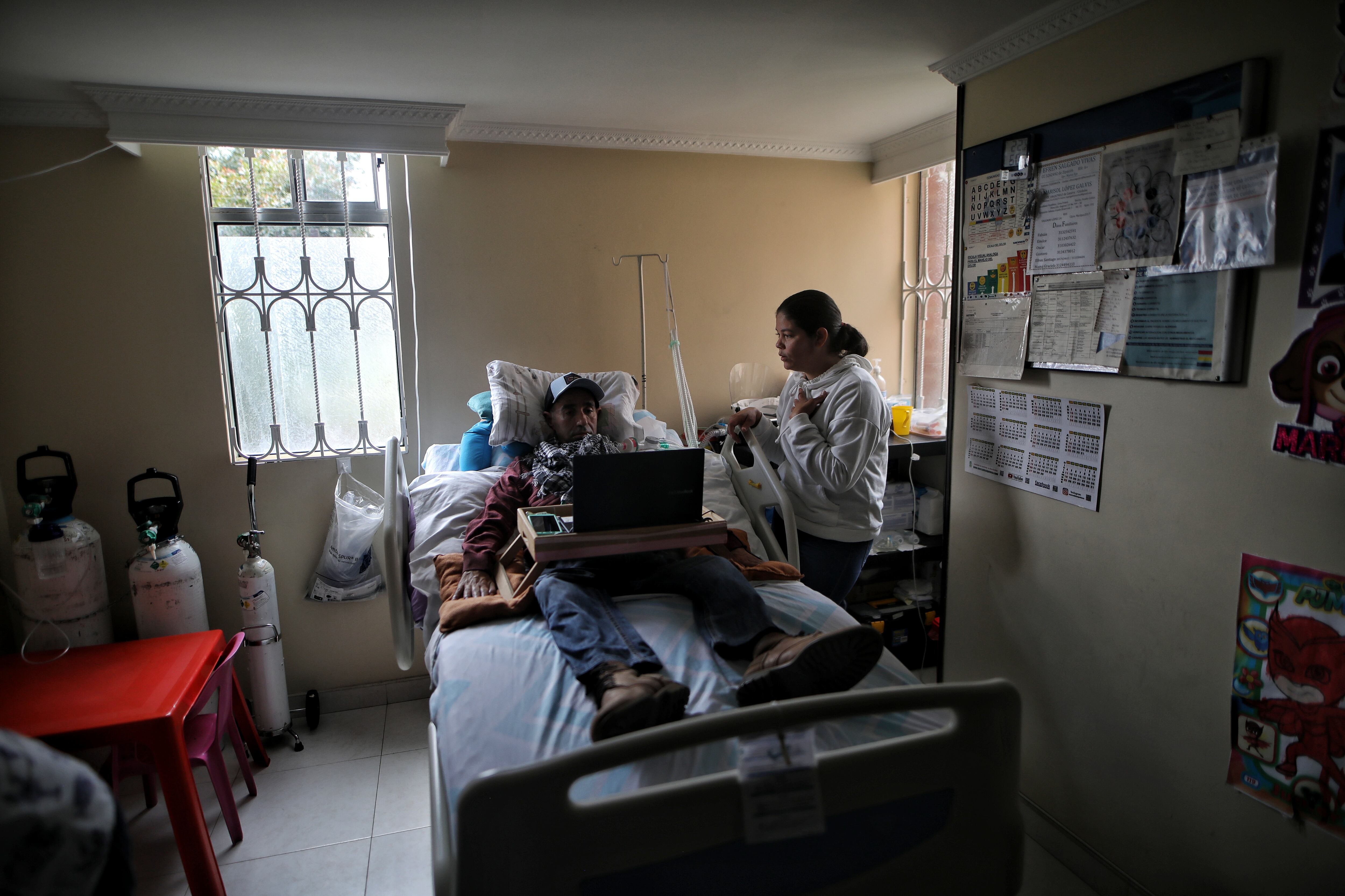 Aferrado a la Vida Efrén Salgado