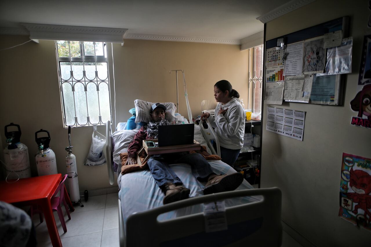 Aferrado a la Vida Efrén Salgado