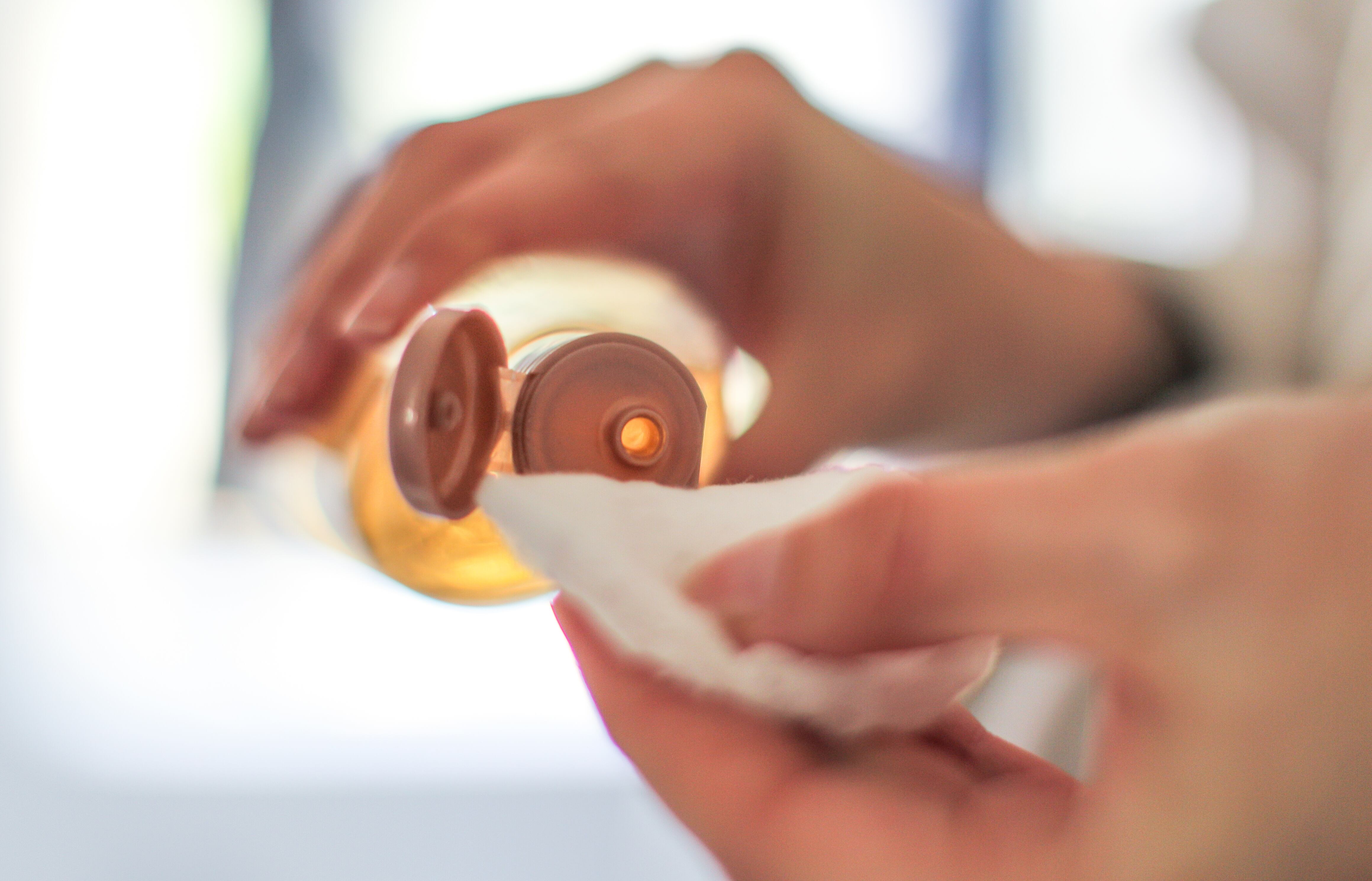 El tónico que ayuda a hidratar la piel del rostro.