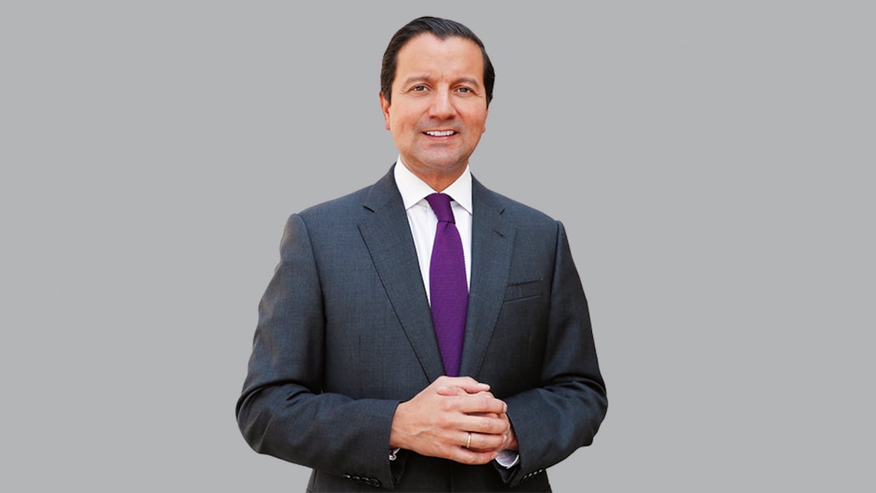 El precandidato presidencial David Luna hizo el anuncio.