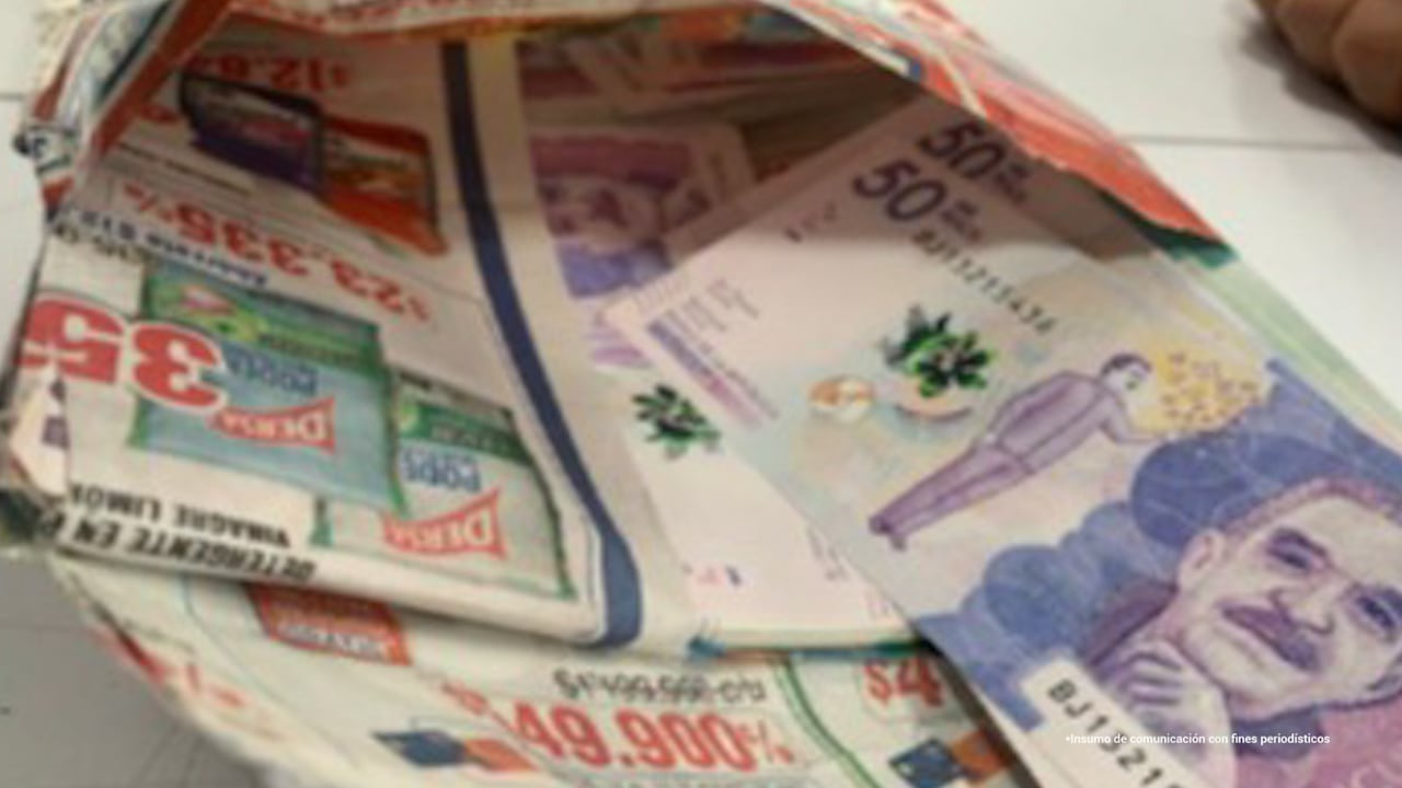 Son señalados de comprar pesos colombianos y dólares de diferentes denominaciones en imprentas clandestinas, venderlos o utilizarlos para comprar bienes y servicios.