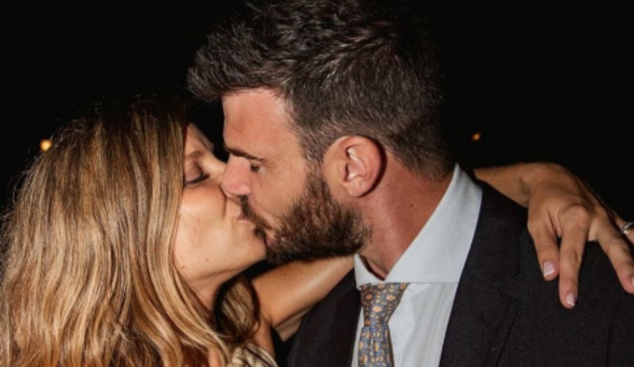 La pareja se casará a mitad de 2023.