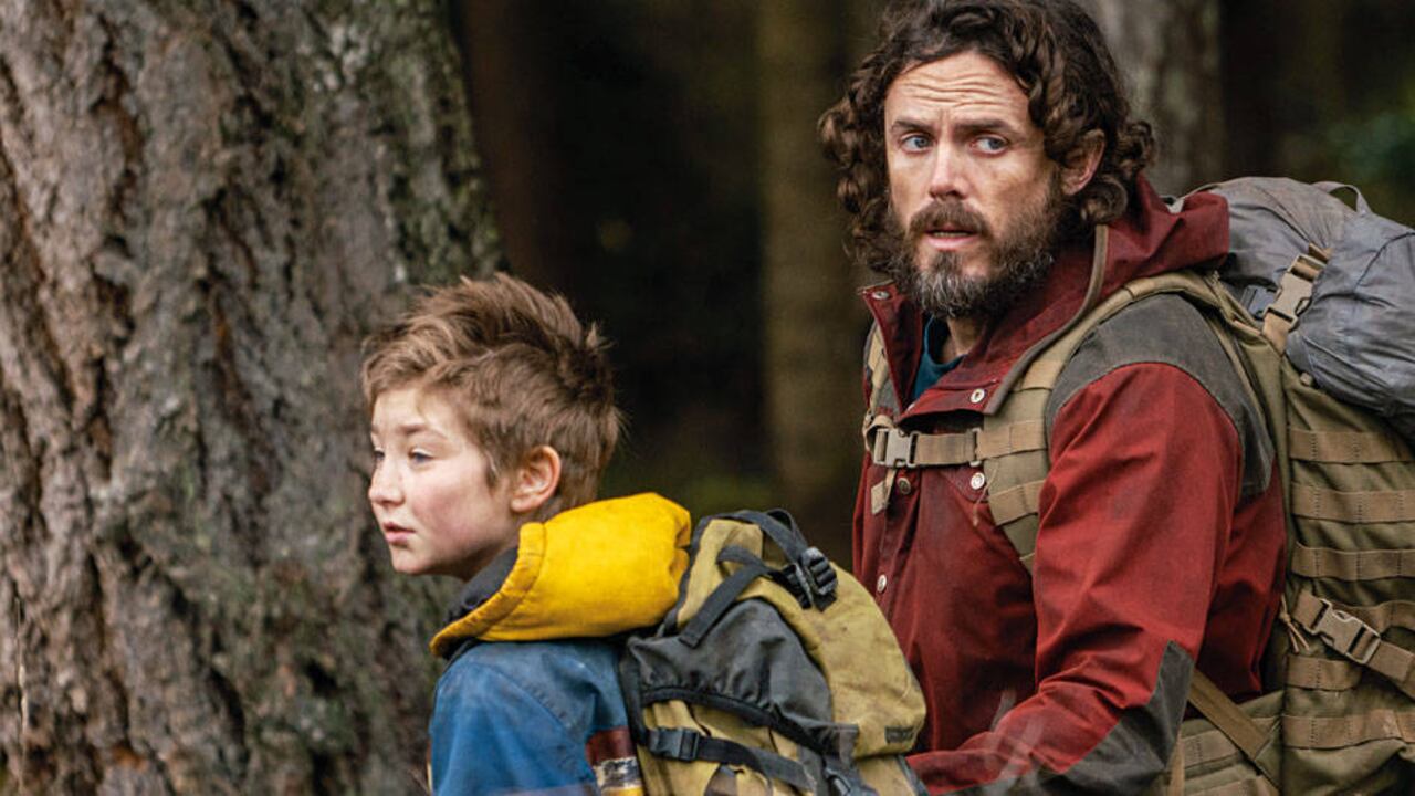 Dirigida y protagonizada por Casey Affleck, la cinta toca, además, cuestiones de paternidad. Por su parte, la coprotagonista Anna Pniowsky entrega un papel destacado.