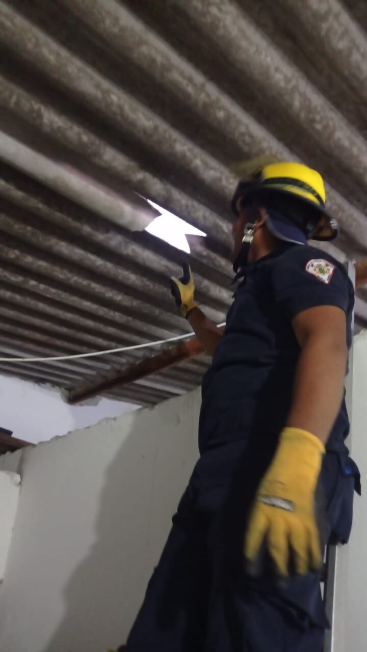 Cuerpo de Bomberos atendieron la emergencia en Soledad