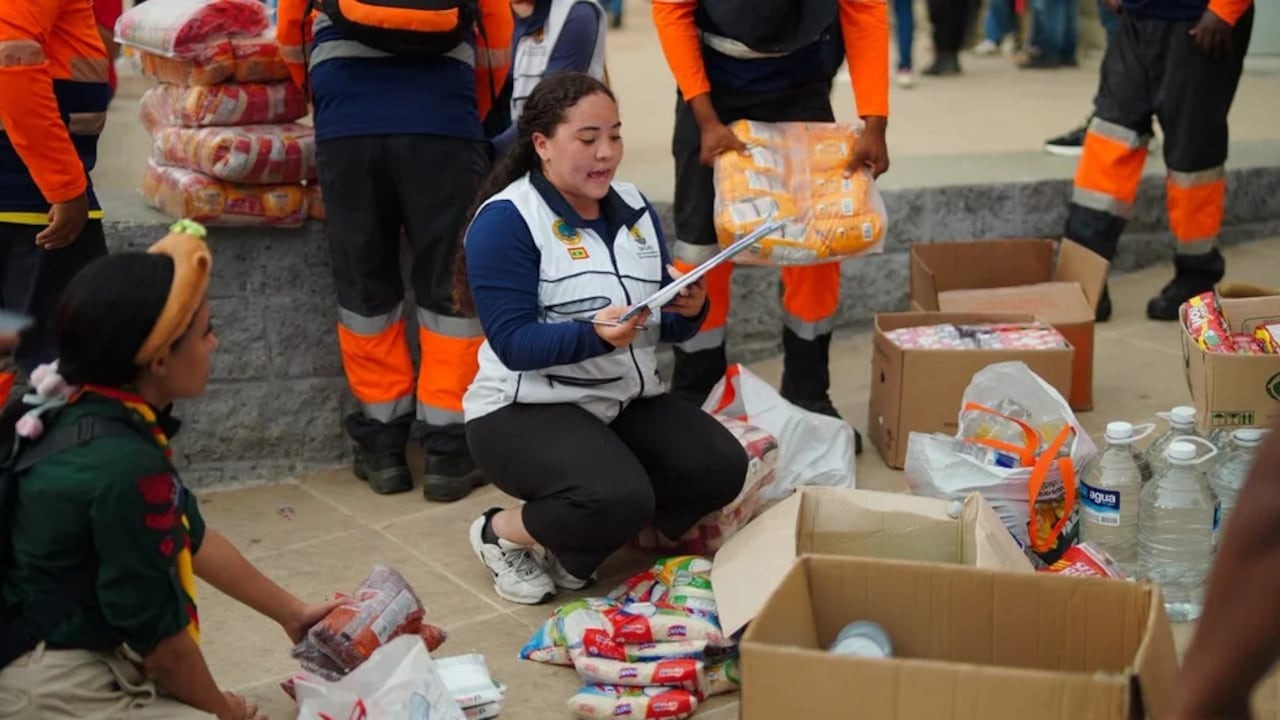 Asocapitales y la Cruz Roja movilizan más de 15.000 cajas de ayuda e instan a donar en Bogotá