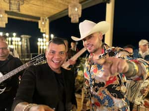 "Estamos muy felices de poderles presentar esta canción a todos nuestros seguidores, fue una experiencia muy agradable poder juntar nuestras voces para hacer este tema", dijo Alzate