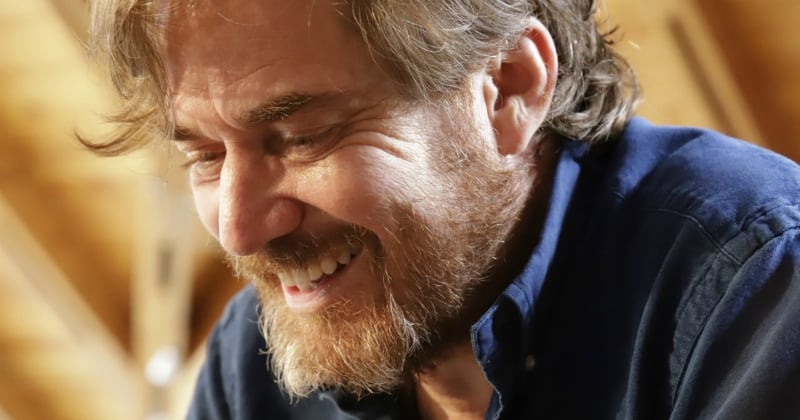 Nicolás Montero, secretario de Cultura, Recreación y Deporte de Bogotá, aparece sonriendo.