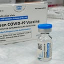 Cierran un segundo lugar en Estados Unidos en se aplicaba vacuna de Johnson & Johnson por reacciones negativas