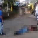 Sujetos desconocidos apuñalaron al dueño de la camioneta y huyeron en el vehículo.