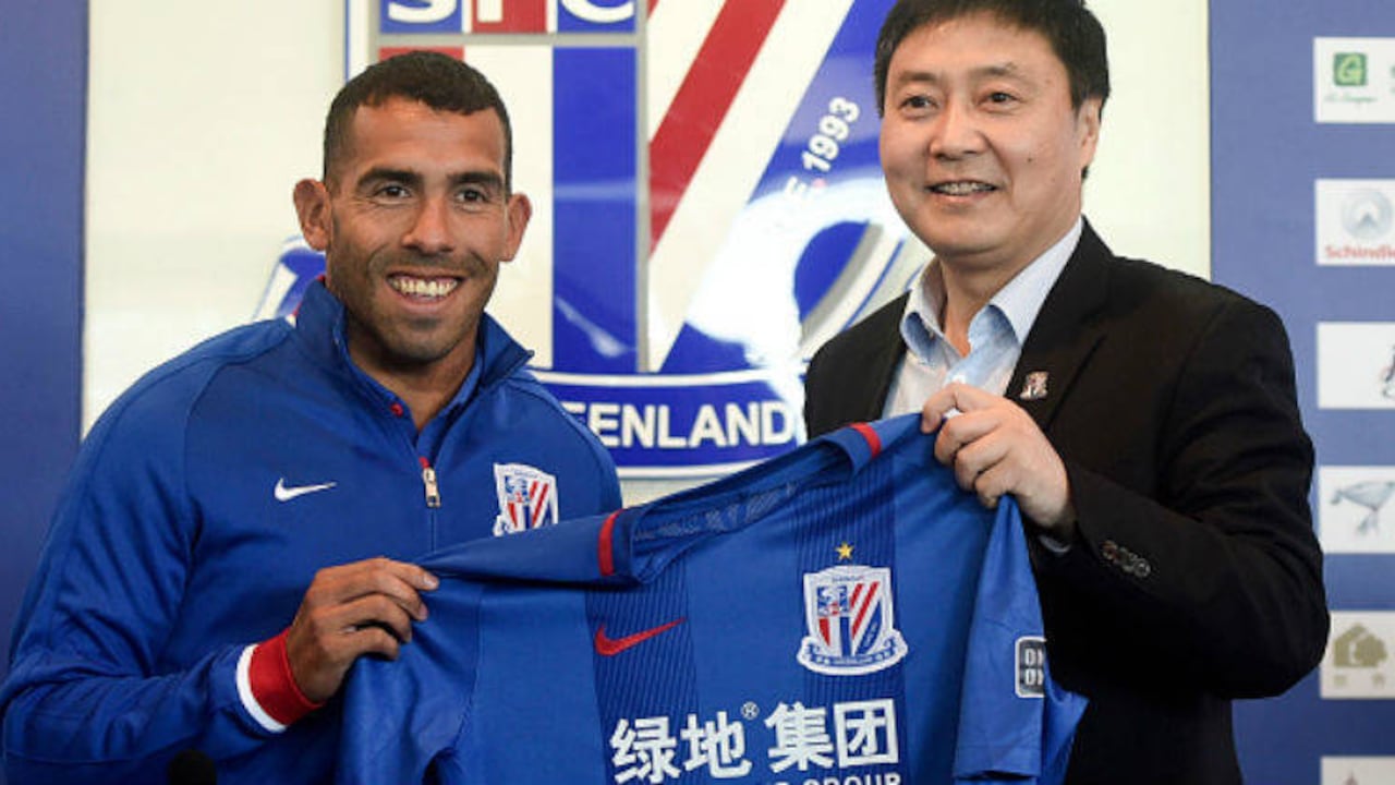 Foto: Presentación de la estrella argentina Carlos Tévez en su nuevo equipo, Shanghai Shenhua, en China/Getty