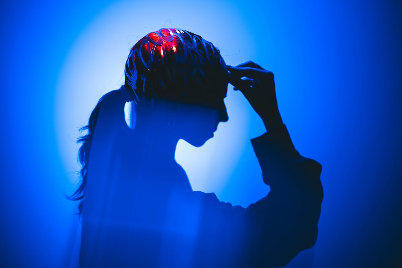 Investigadores muestran cómo la visión y el sentido del cuerpo se alinean en el cerebro.