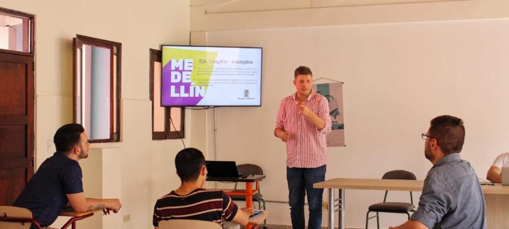Medellín lanza Parche Emprender una estrategia de formación virtual para 150 jóvenes emprendedores.
