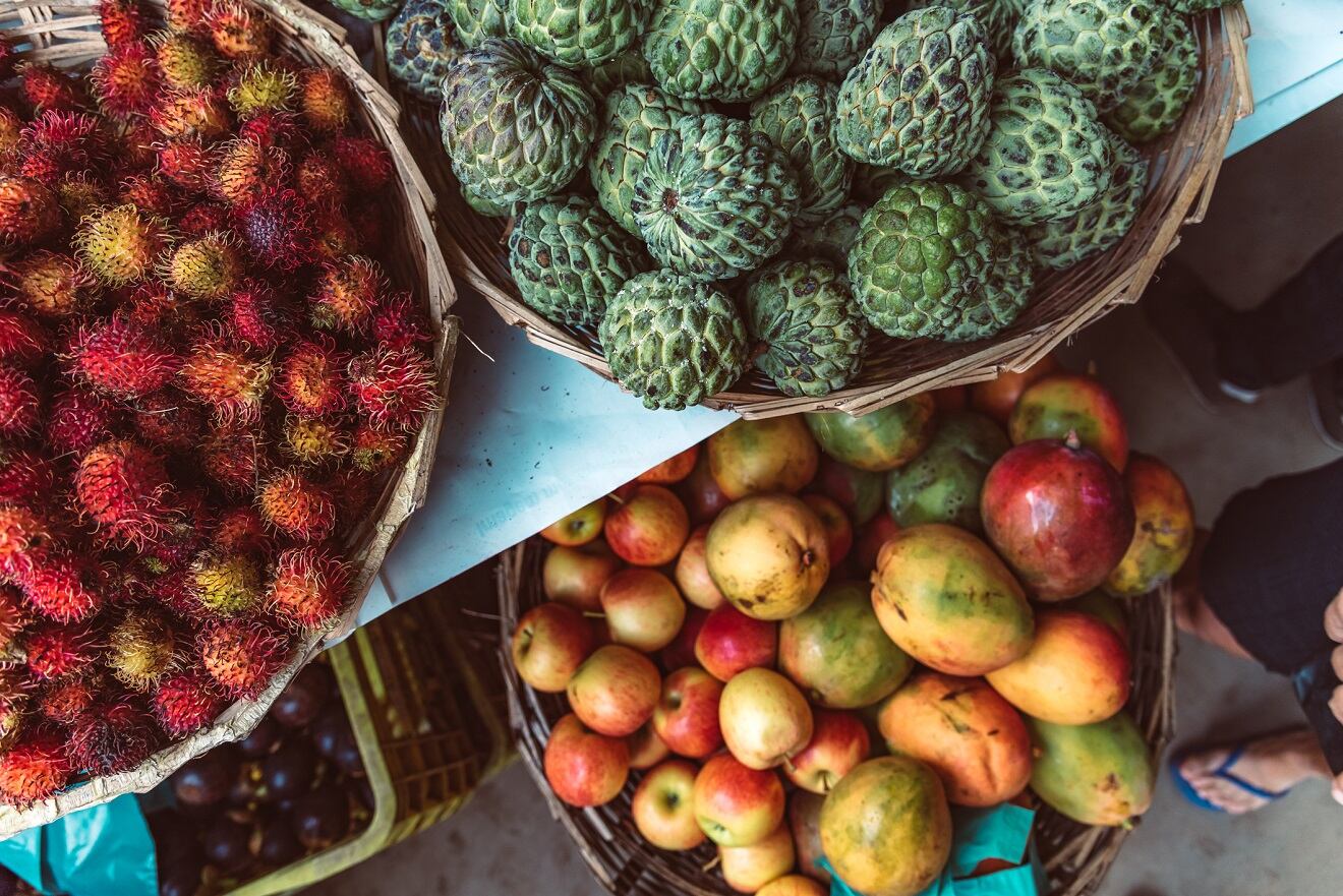 Anón y otras frutas