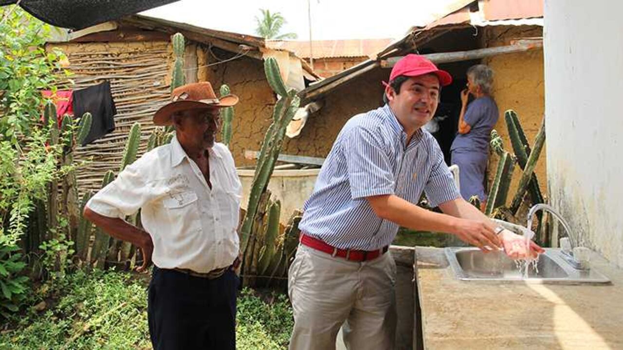 Ministro de vivienda, Luis Felipe Henao.