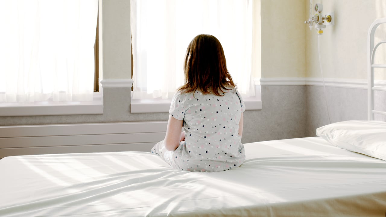 La depresión debe ser tratada por un experto de la salud.