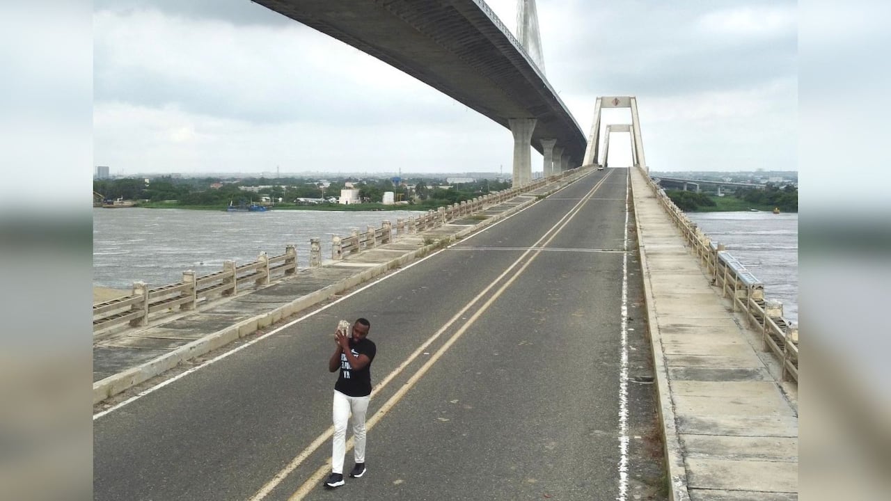 Piden el desmonte del viejo puente Pumarejo en Barranquilla.