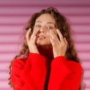 Yoga facial para eliminar las ojeras y las bolsas