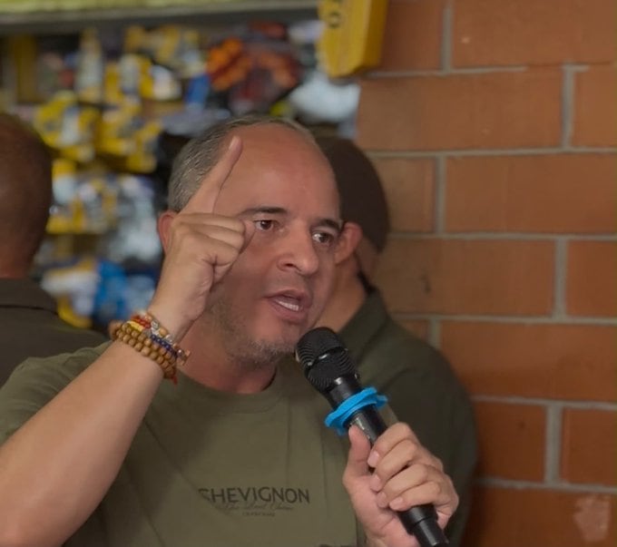 Juan Espinal, senador por el Centro Democrático