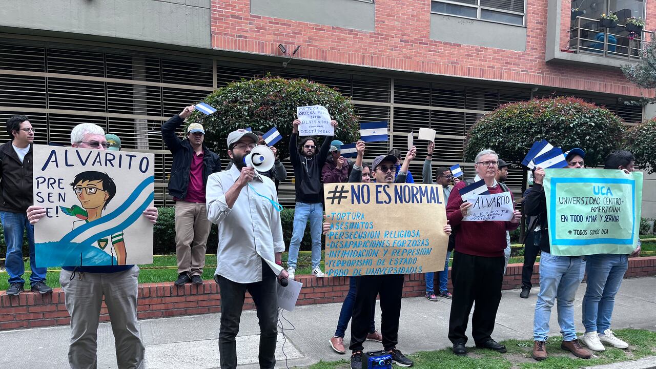 Protesta en embajada de Nicaragua en Colombia