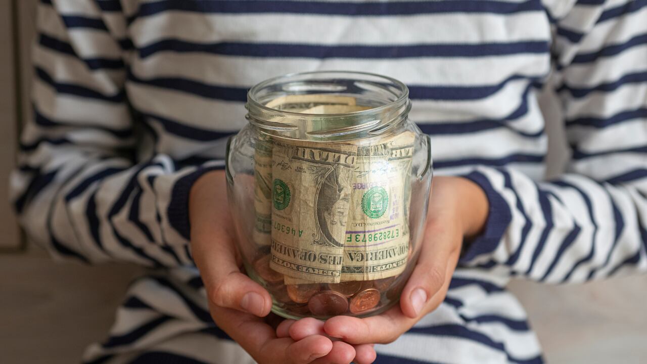 Las latinas en EE. UU. aún ganan mucho menos que los hombres