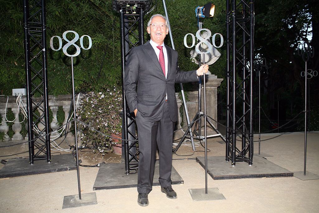 Isak Andic, fundador de Mango, deja un legado imborrable en la moda global con su enfoque innovador y accesible.