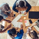 Estudiar devenga tiempo y dinero, según cada nivel de formación. Foto: Getty Images