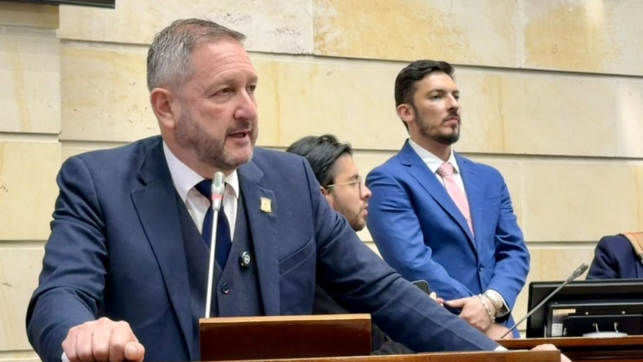Representante a la Cámara Pedro Suárez Bacca.