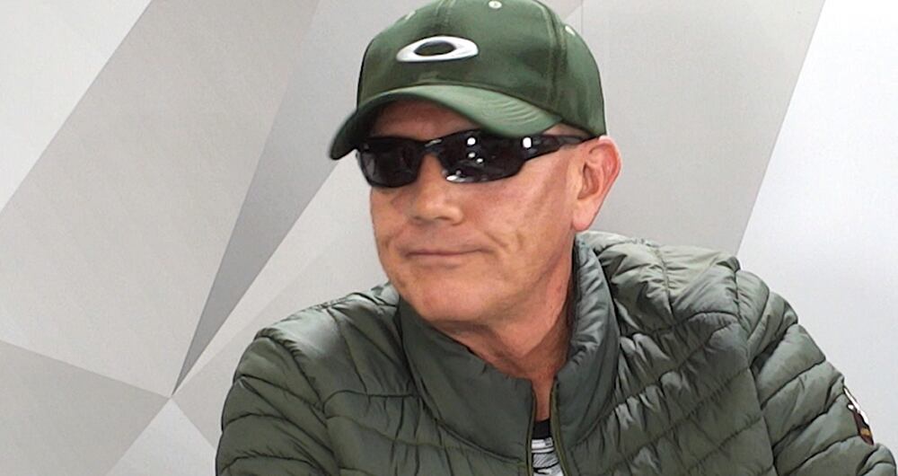 LEONARDO COLMENARES Profesor de inglés