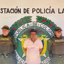 Este es el sujeto capturado junto a la mujer que lo señaló de agredirla e intentar abusarla sexualmente