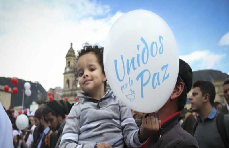 Niños y adultos disfrutaron de los conciertos de La Étnia, Sistema Solar y Aterceopelados. Esteban Vega /SEMANA